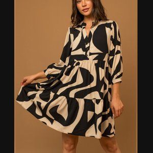 SOLD Gilli Abstract Swing Dress with buttons